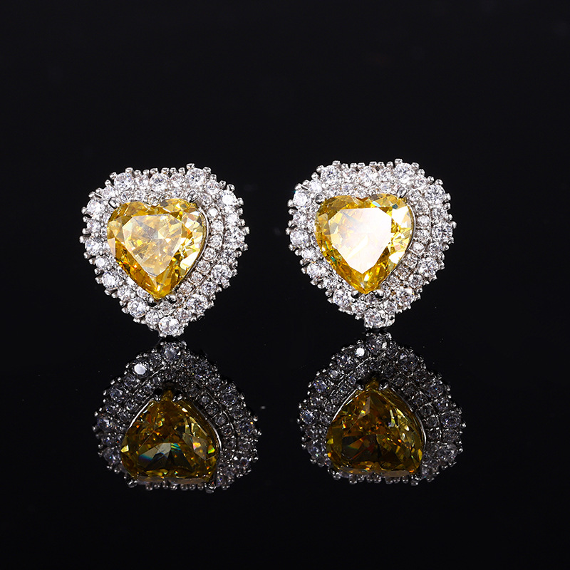 2024 nueva joyería Zhuang Shengsheng, fondo de cobre chapado en oro, diamante de alto carbono, flor de hielo, traje de temperamento cortado, piedra principal 8*8