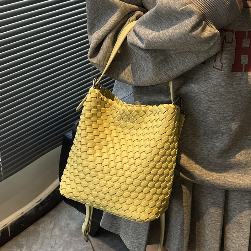 Super Trendy Niche Woven Bags for Women 2026 New Summer Versatile Crossbody Bag Fashion Super Trendy Handbag Bucket Bag Super Trendy Niche Woven Bags for Women 2026 New Summer Versatile Crossbody Bag Fashion Super Trendy Handbag Bucket Bag