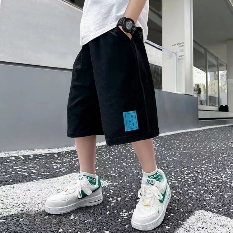 Boys' Trendy Shorts Children's Five-Point Pants Summer Pants 2026 New Summer Style Lightweight Casual Beach Shorts