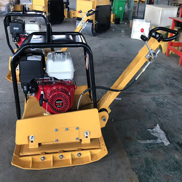 供应双向汽油振动平板夯 打夯机 源厂直供实惠耐用操作简单