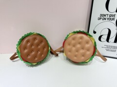 小众设计拼色半圆型单肩斜挎包女个性创意搞怪手提包铆钉汉堡包