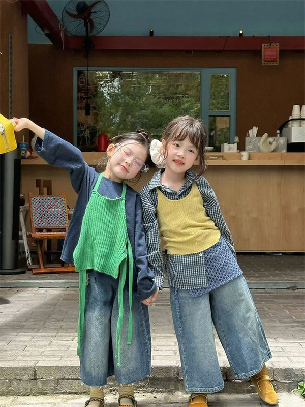 女の子韓国版秋の新作無地ベストチェック柄シャツ2025多用途カジュアルルーズジーンズ4点セット|undefined
