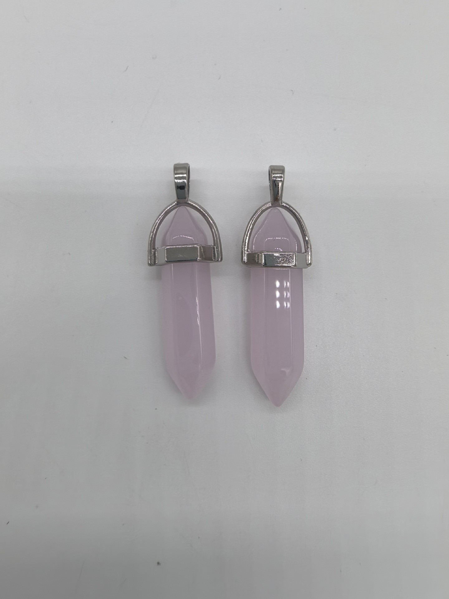 Transfronterizo Amazon colgante hexagonal de cristal sintético bala punta pendulante collar de cristal joyería colgante gemas