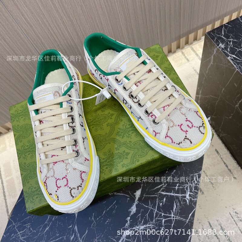 High Version G Family Rhinestone 1977 Board Shoes Couple Men's and Women's 2024 Autumn New Full Diamond Letter Casual White Shoes High Version G Family Rhinestone 1977 Board Shoes Couple Men's and Women's 2024 Autumn New Full Diamond Letter Casual White Shoes