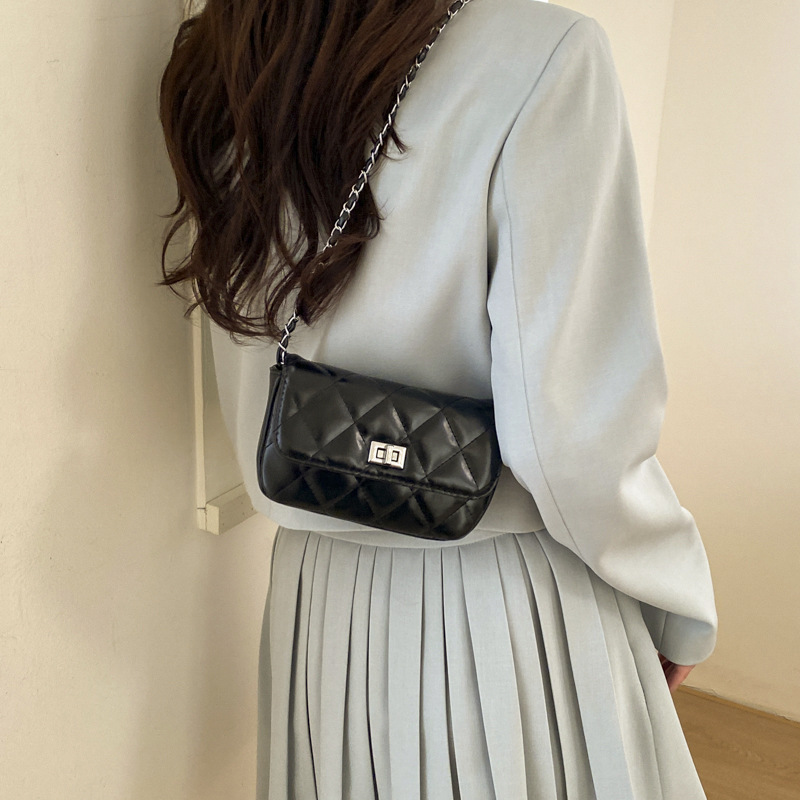 Diamond Quilted Shoulder Bag Small Crossbody Handbag For Women_voghion.com
