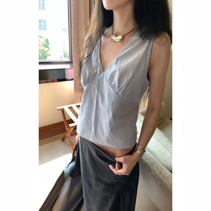 The Same Style as Baby'S: Fresh and Simple Striped Sleeveless Tank Top Shirt, Korean Designer Women's V-Neck Korean-Style Top