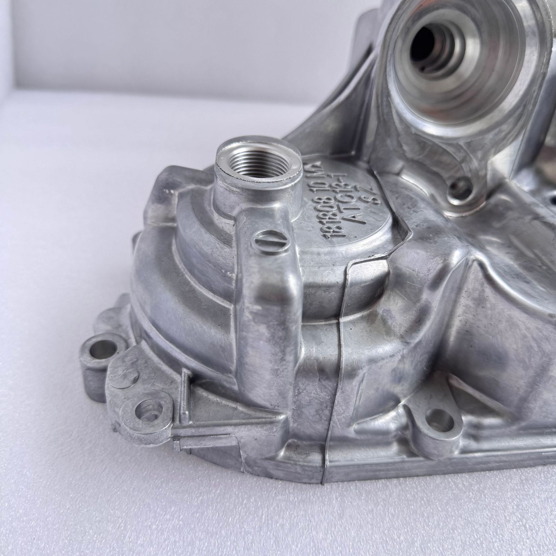 ATC13 /X3/X5/X7 G series transfer case dust cover, positioning sleeve rubber, shell 27108686654