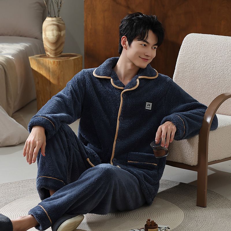Pijama de hombre franela otoño invierno 2025 grueso calentamiento de mediana edad papá pantalones largos de mangas largas set de ropa para el hogar