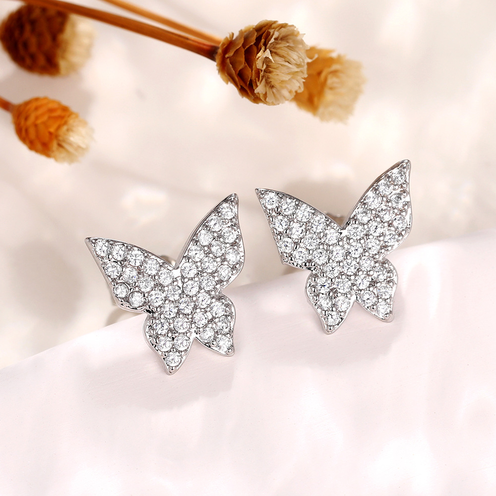 1 Pair Elegant Butterfly Copper Inlay Zircon Earrings display picture 1