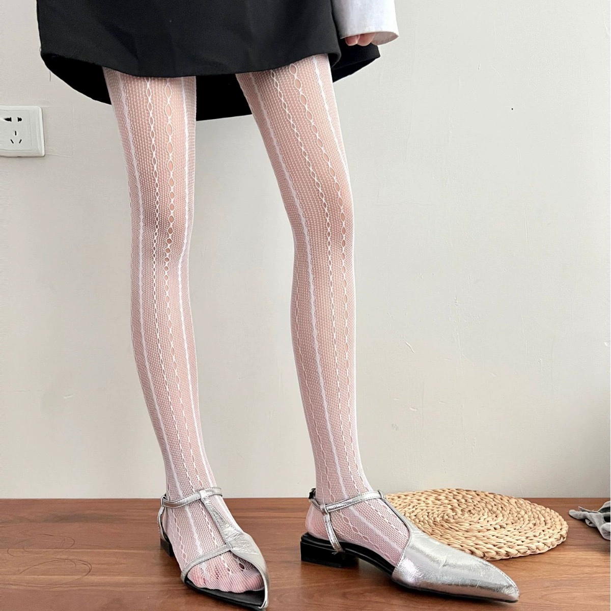 Summer Retro Tights (Women) — Lace Fishnet, One Size, Multiple Patterns
