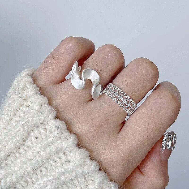 Niche Wave Ring Women's Vintage Simple Design Autumn and Winter Commuting Lace Lace Zircon Opening Adjustable Niche Wave Ring Women's Vintage Simple Design Autumn and Winter Commuting Lace Lace Zircon Opening Adjustable