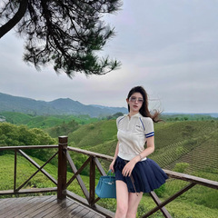 MM家深セン南油婦人服2025夏カレッジ風ストライプ白ニットTシャツトップス+プリーツスカート通気性