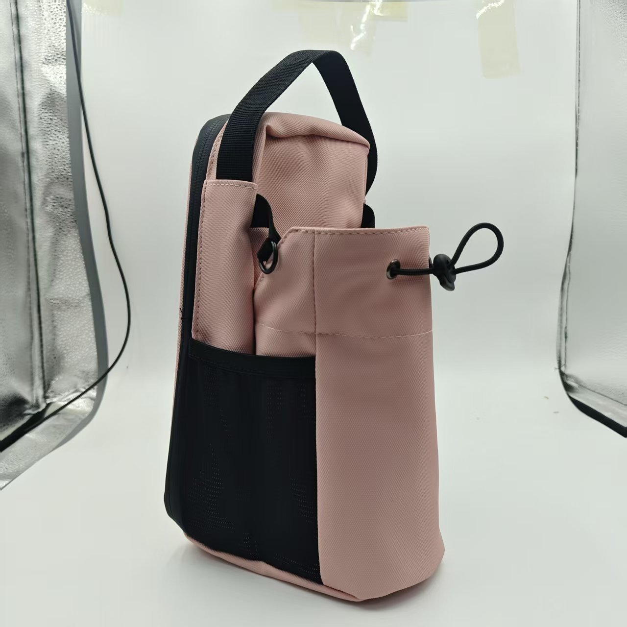 Bolsa de ejercicios deportivos al aire libre gimnasio mochila magnética gimnasio taza de agua llave de teléfono móvil bolsa de almacenamiento multifuncional image 13