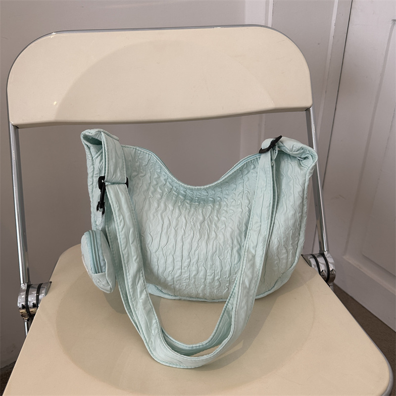 Bolso de mano de moda simple de las mujeres de las axilas de cercanías casual pequeña bolsa 2023 estilo coreano nicho diseño textura bolso de hombro