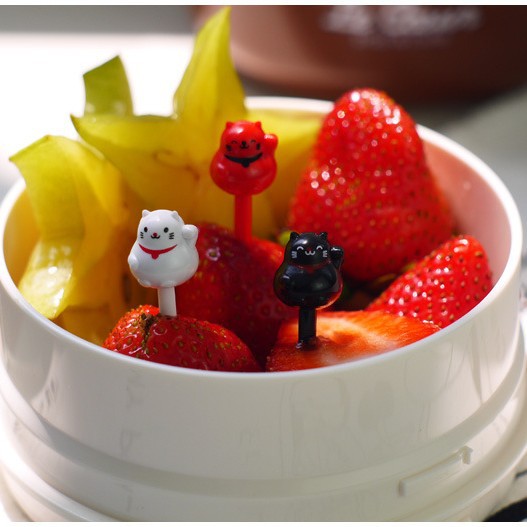 ¡Nuevo producto! Estilo japonés Espacio de los niños palo de fruta lindo viento no hace daño a la boca de seguridad de dibujos animados fruta tenedor traje image 17