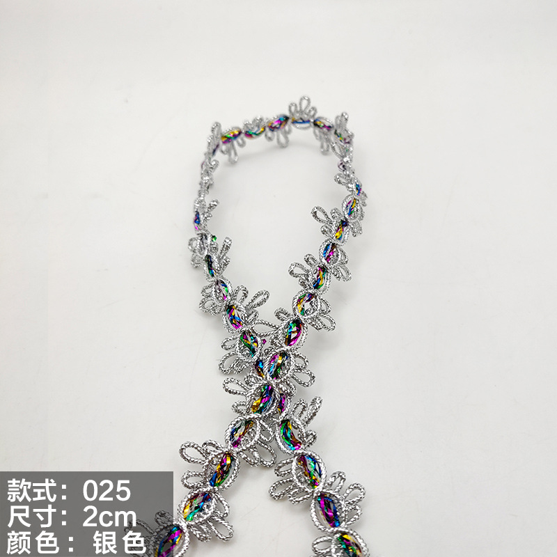 Colorido encaje de oro y plata perlas de triángulo de seda al por mayor de oro y plata cebolla diente borde DIY rendimiento accesorios de ropa estilo étnico cinta