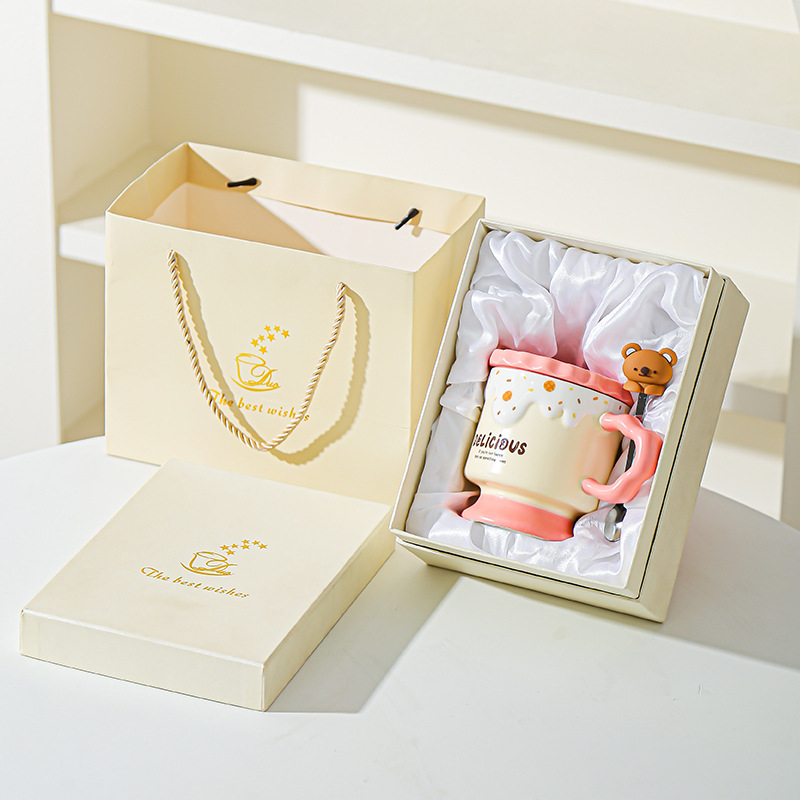 Caricatura dulce oso galletas tazas de cerámica con tapa de alta calidad de la oficina taza de agua regalo de mano taza de regalo