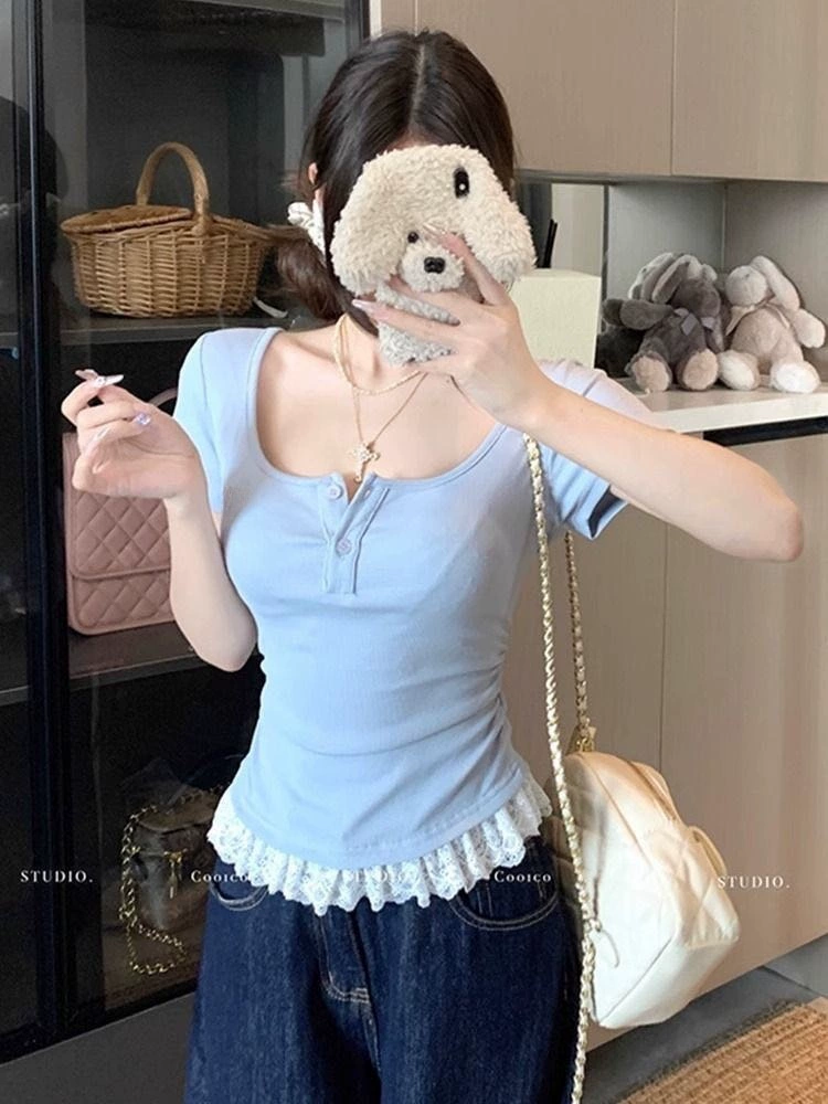 Приталенная футболка с коротким рукавом, кружевной низ, one size (женская)