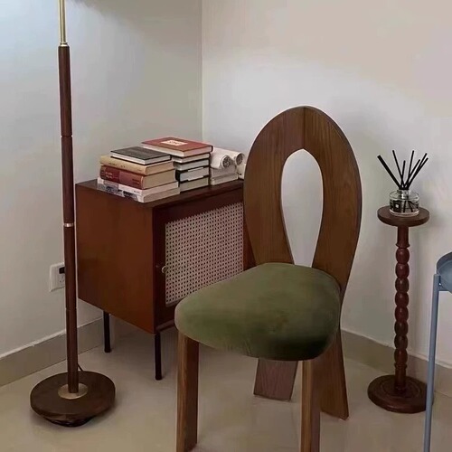 French Retro Dining Chair, Nordic Designer Mermaid Chair, Vanity Backrest Chair, Wabi-Sabi Style, Simple and Minimalist, Mid-Century Real Wood Chair