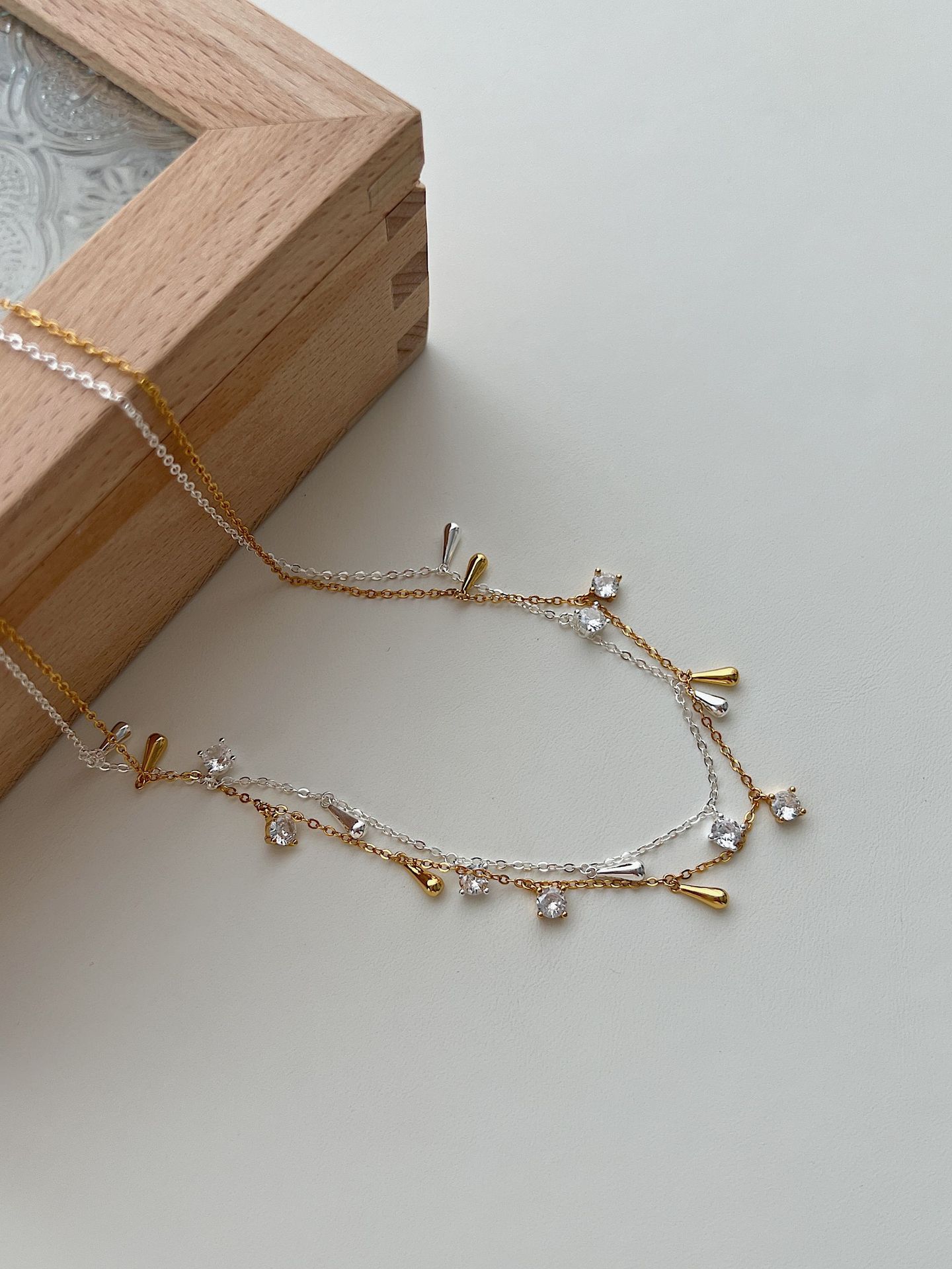 Women's Gender 925 Sterling Silver Zircon Round Water Droplets Necklace