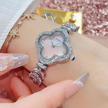 跨境热销同款时尚四叶草表盘镶钻美人鱼带女士手表石英表厂家批发