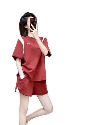 Short-sleeved casual fashion suit, women's summer dress, temperament goddess fan, high-end, small, age-reducing sports shorts, two-piece set