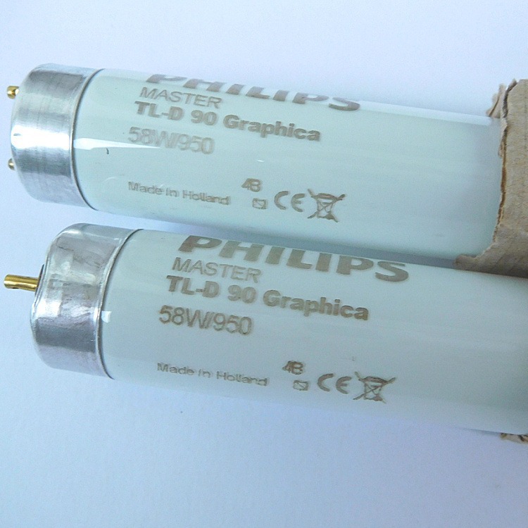 58W D50印刷机灯管  TL-D 90 Graphica 58W/950看色台灯管