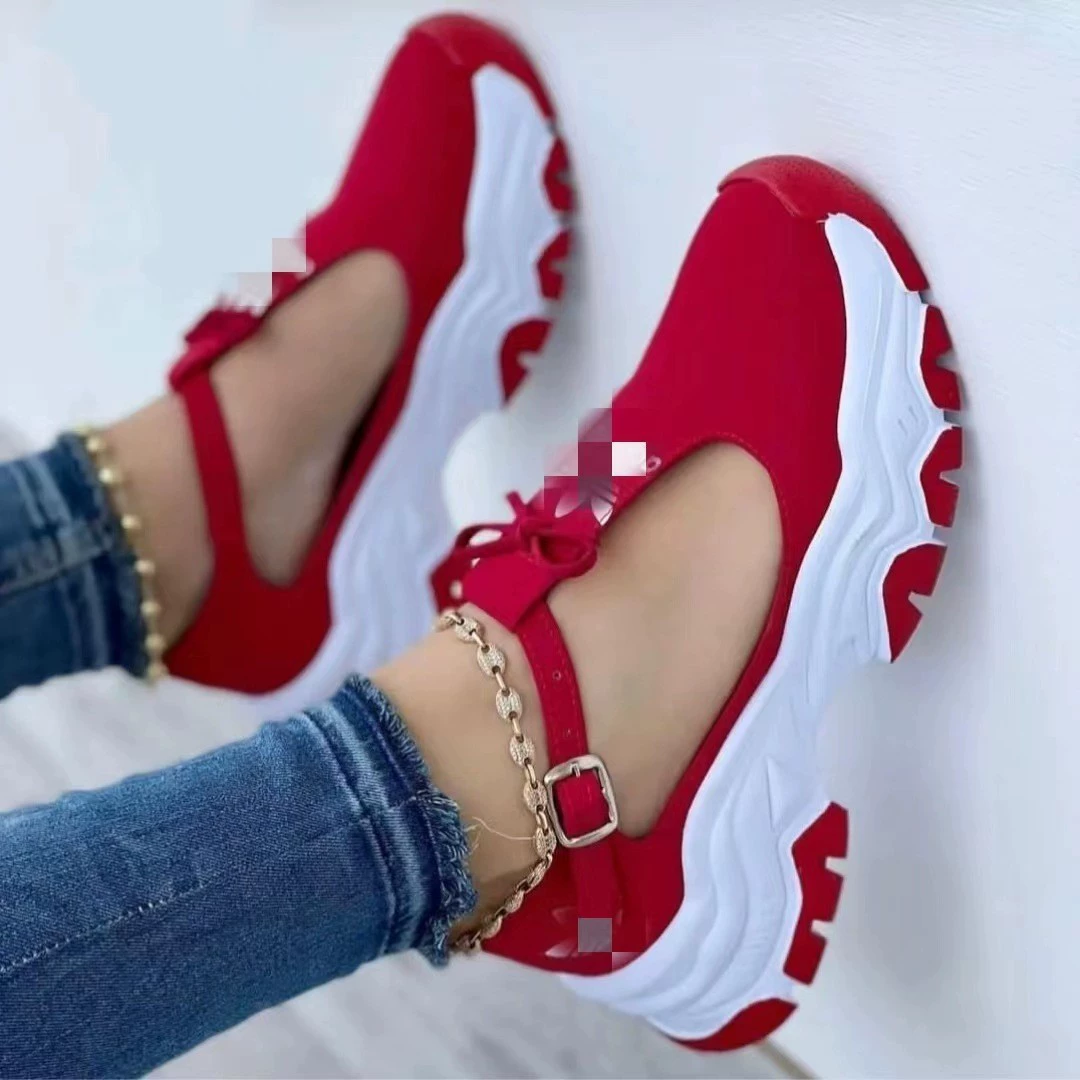 Женская обувь для внешней торговли 2023 года, Весенняя Новая Европейская и американская замшевая обувь больших размеров на толстой подошве с пряжкой и бантом, повседневная спортивная обувь