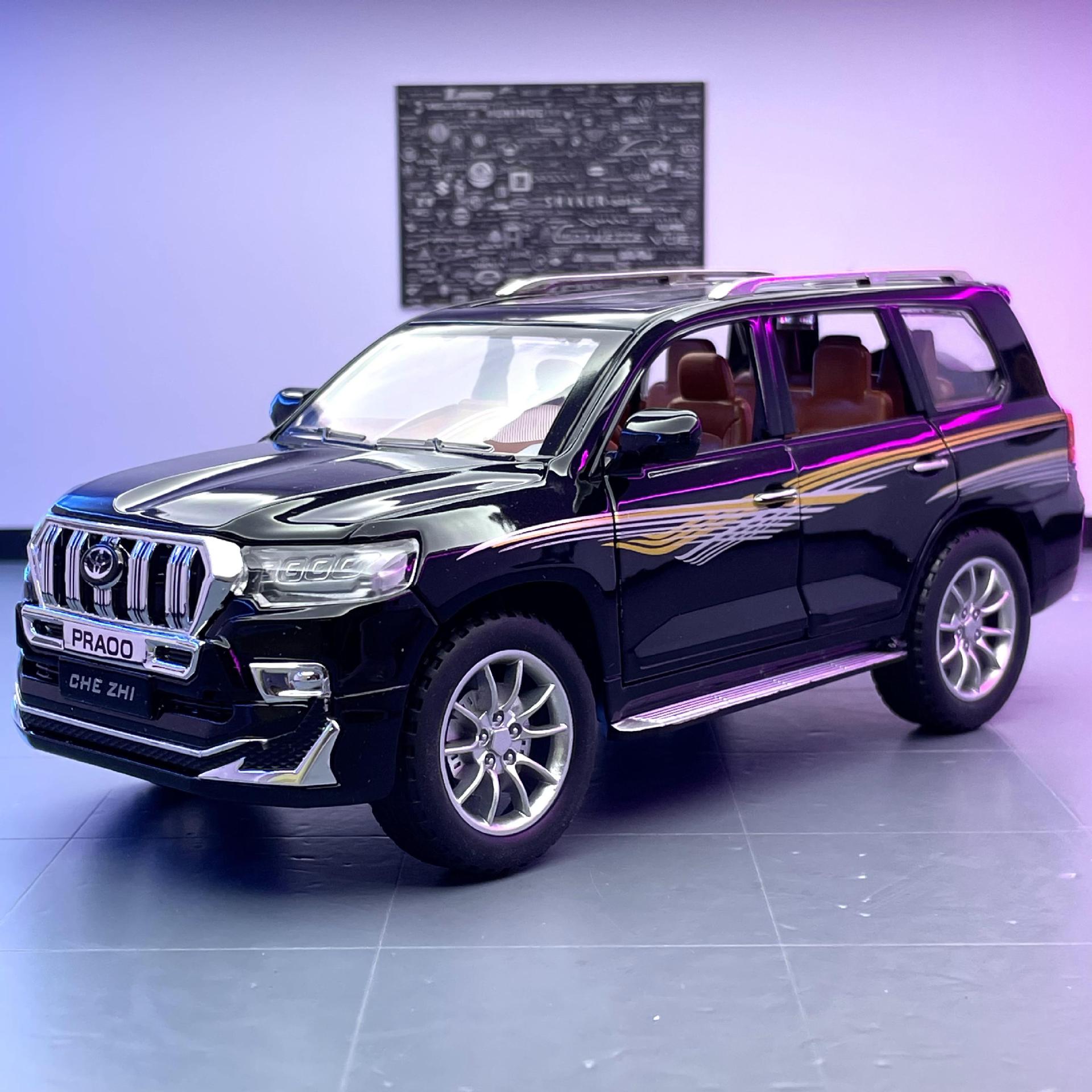 Modelo de coche de aleación de coche 1:24 Toyota Prado off-road vehículo sonido y luz Tire hacia atrás juguete coche música modelo adornos