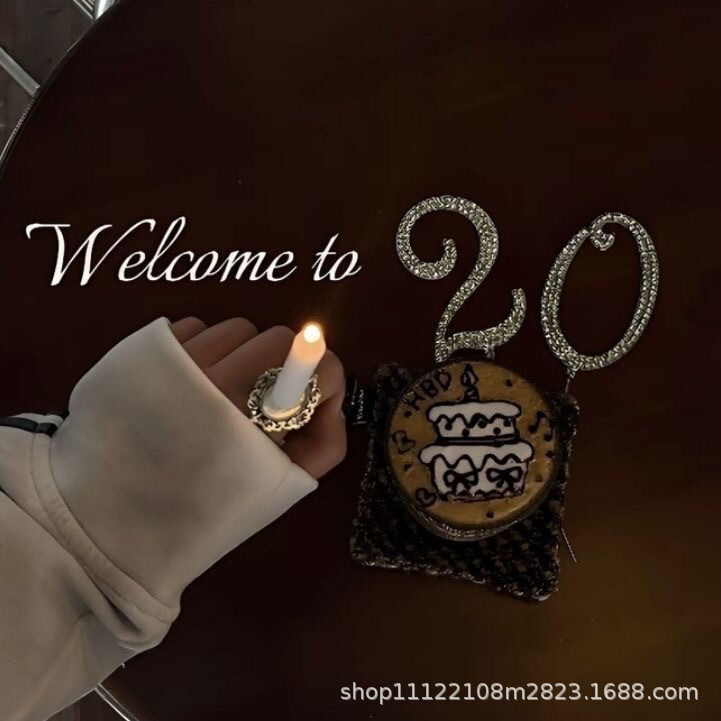 Free shipping birthday cake number decoration silver rhinestone insert candle girl's high-end photo prop arrangement Free shipping birthday cake number decoration silver rhinestone insert candle girl's high-end photo prop arrangement