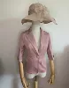 Розовый