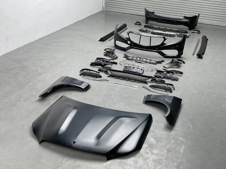 Suitable for Mercedes-Benz E-Class W212 Modification to E63 Front and Rear Bumpers, Carbon Fiber Front Lip, Side Skirts, Rear Lip, Rear Wing, and Hood