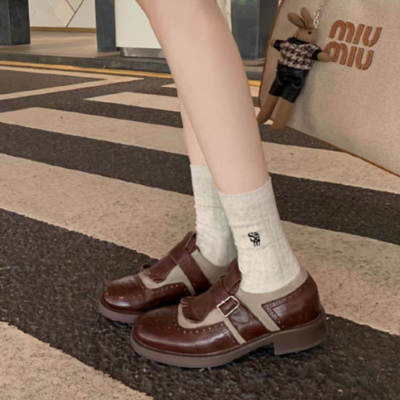 Grava madre tallada con los zapatos de cuero Bloc 2025, otoño nuevo retrógrado británico Oxford Monk zapatos para mujeres