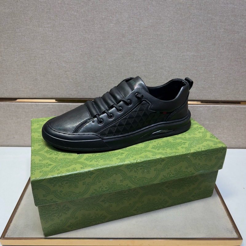 2025 Luxury Spring New Men's Sports Trendy Versatile Breathable Casual White Shoes_voghion.com