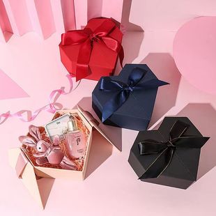 Heart-Shaped Gift Packaging Box Valentine's Day Pink Heart Large Empty Box for Girlfriend Lipstick Perfume Gift