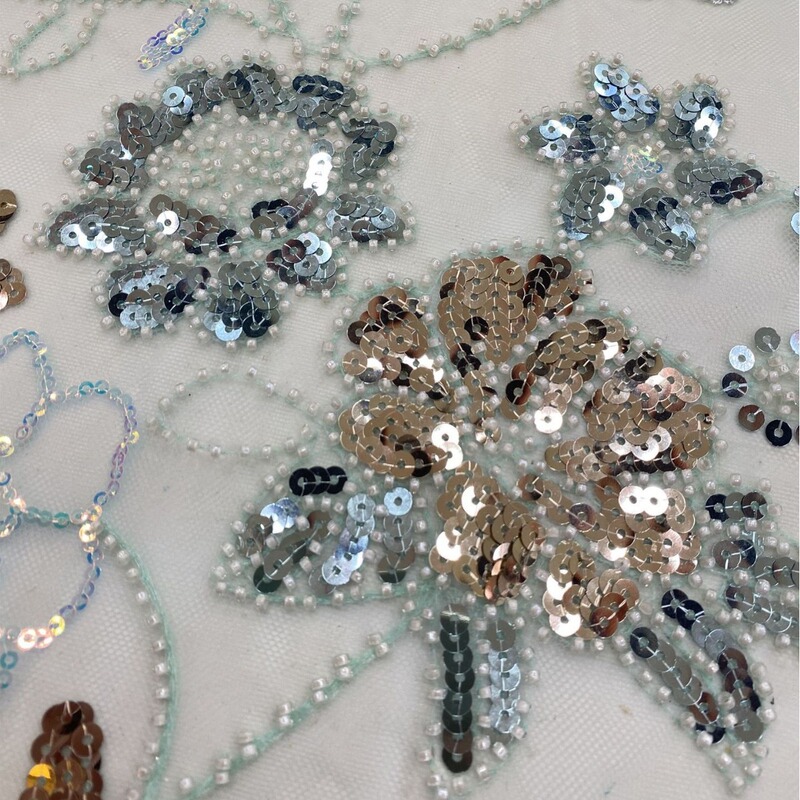 2021 New CUHK direct selling European and American plus beads multicolor sequins flower embroidery spot African plus beads dress fabric