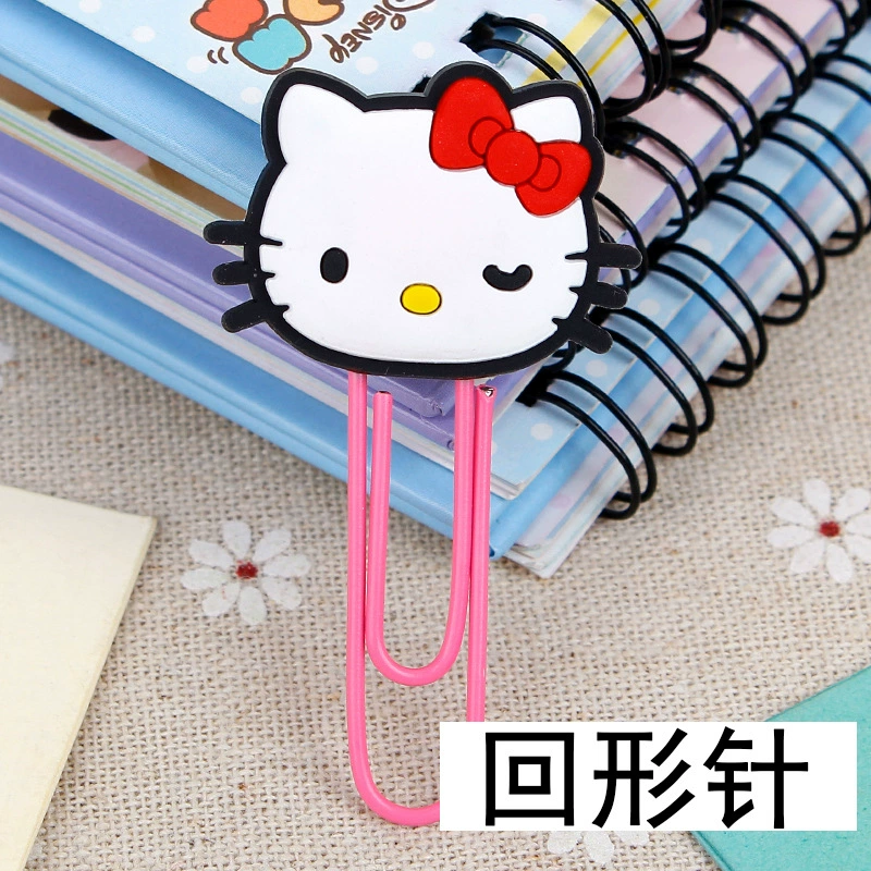 Small cartoon cute metal pin