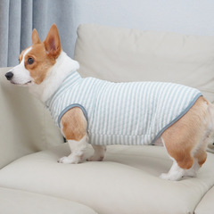 冬のコーギー犬の服をかわいがって、綿のレジャーペットの馬甲を厚くして保温して家の服の中型の犬を代行します。