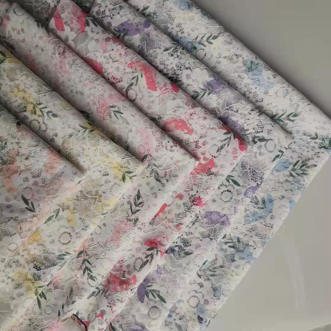 【厂家直销】小清新款涤纶无弹蕾丝数码印花 裙装等面料 多色供应
