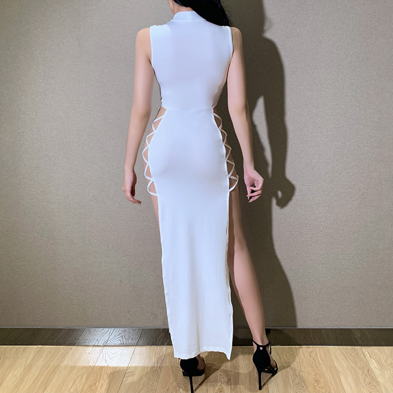 Women's Slit Dress Fashion Round Neck Sleeveless Solid Color Maxi Long Dress Daily display picture 2