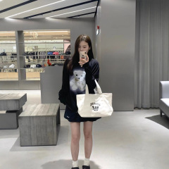 高版本早秋新款可爱小熊印花长袖T恤套头上衣休闲男女同款