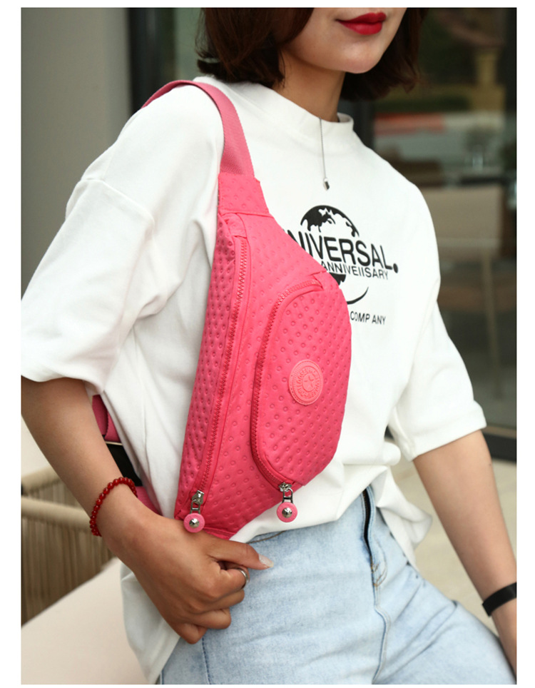 Women's Basic Solid Color Nylon Waist Bags display picture 1