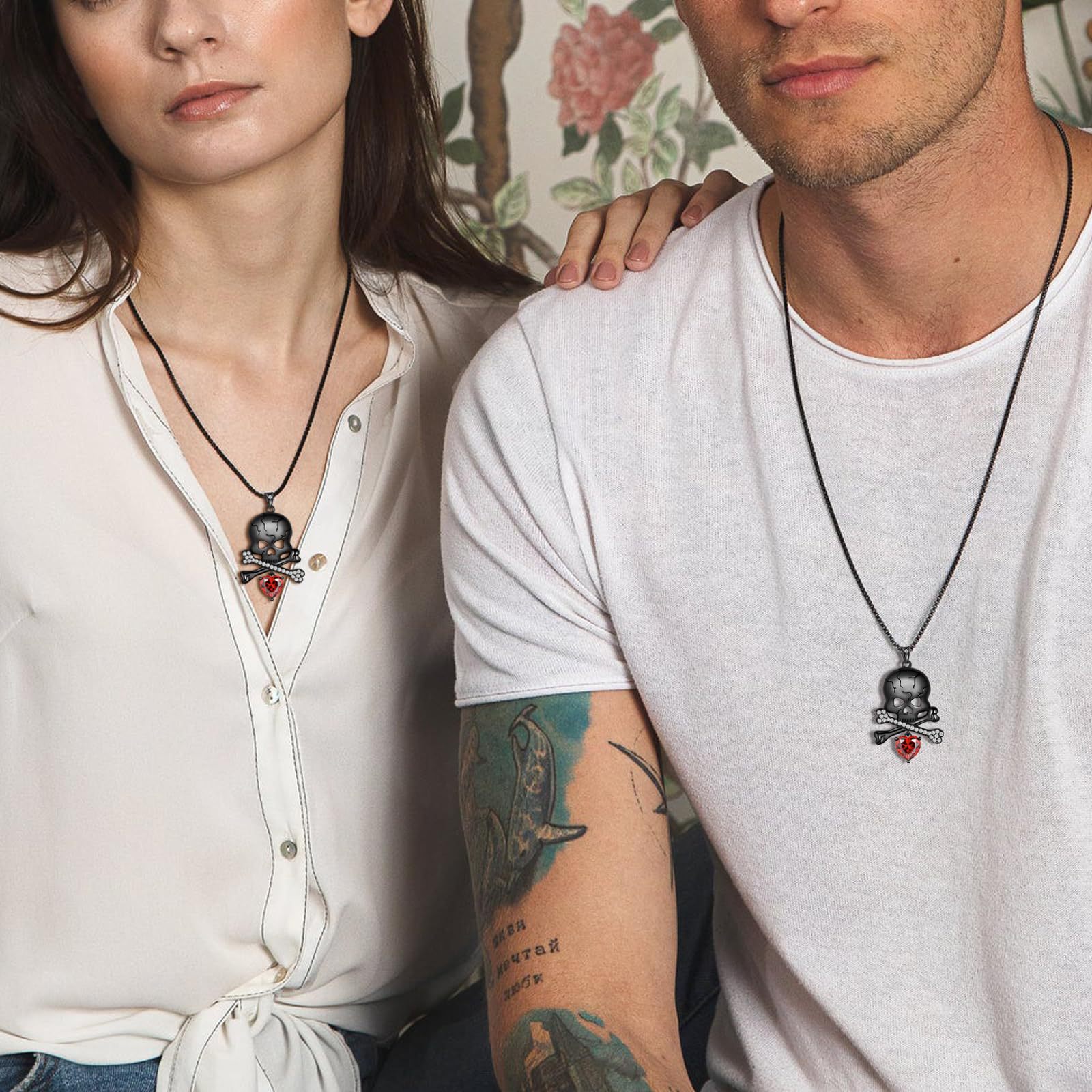 Halloween Skull With Diamond Heart Funny Pendant Holiday Accessories Gothic Men's And Women's Collarbone Chain Fashion Necklace_voghion.com