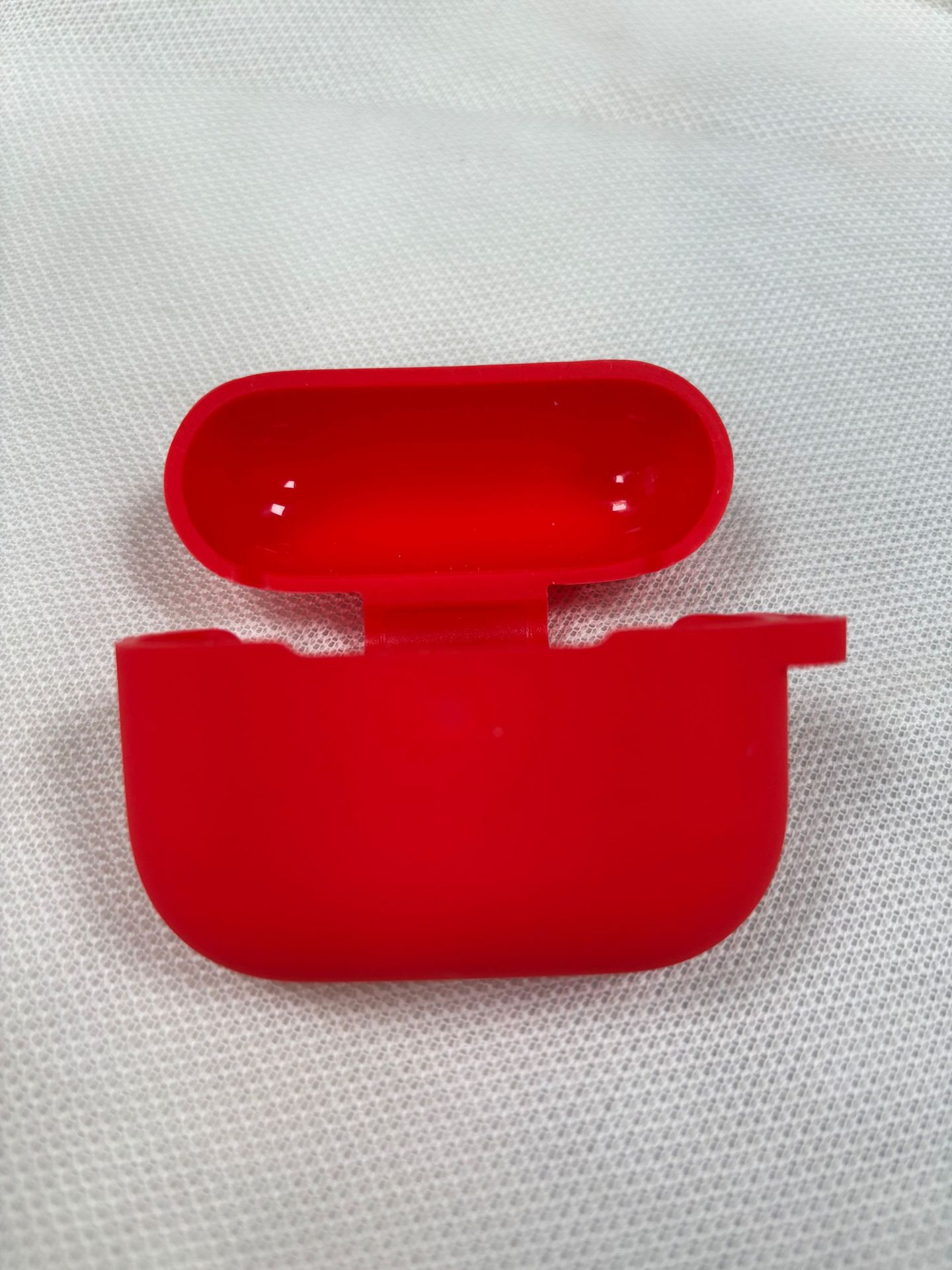 Чехол для наушников Apple AirPods Pro 3 силиконовый однотонный