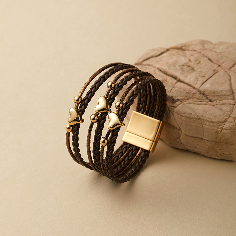 Retro Streetwear Heart Shape Pu Leather Alloy Wrap Bracelets Wholesale display picture 20