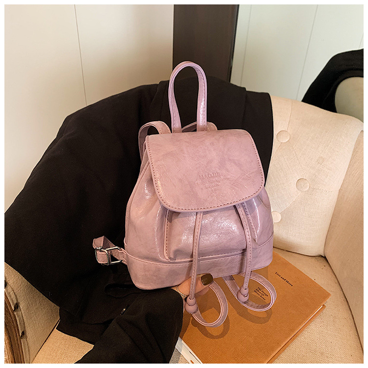 Simple, versatile and niche design women's backpack 2025 new trendy casual small backpack, fashionable travel small schoolbag undefined