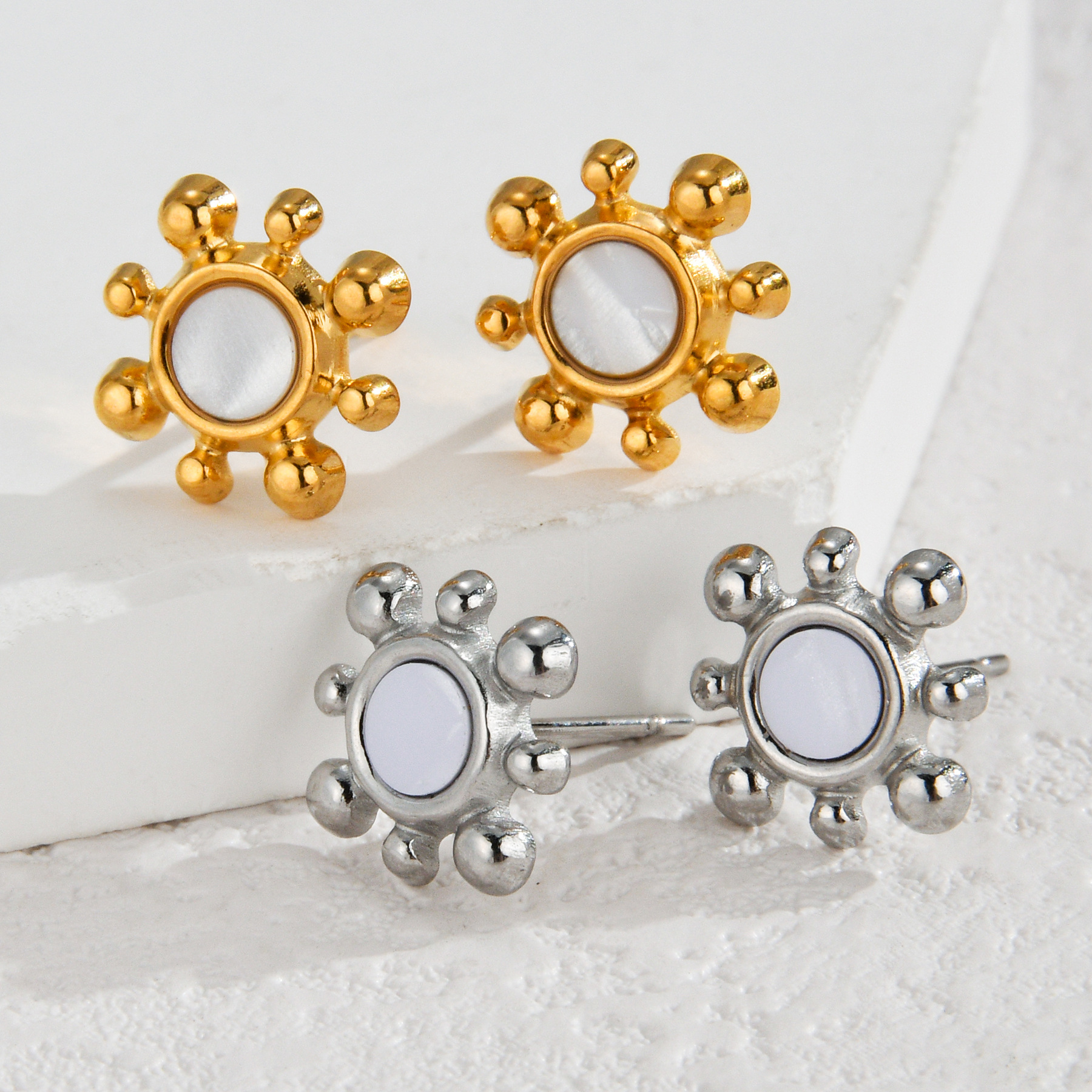 6g Weight PVD Coated Gold Plating Process 201 Stainless Steel Ear Needle Material 18K Real Gold Plated Plating Material Stone-Free Inlay Material Ear Studs Classification 1 Pair Quantity Holiday, Daily Occasion 304 Stainless Steel Material Heart Shape Pattern Women's Gender Simple Style, Classic Style Style Waterproof Non Tarnish, Plating Craft PVD Coated Real Gold Plated Heart Shape 304 Stainless Steel Simple Style Classic Style Waterproof Non Tarnish Ear Studs 12