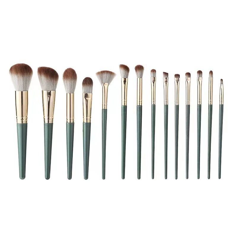 Soft foundation, face mask, concealer brush, 14 pieces