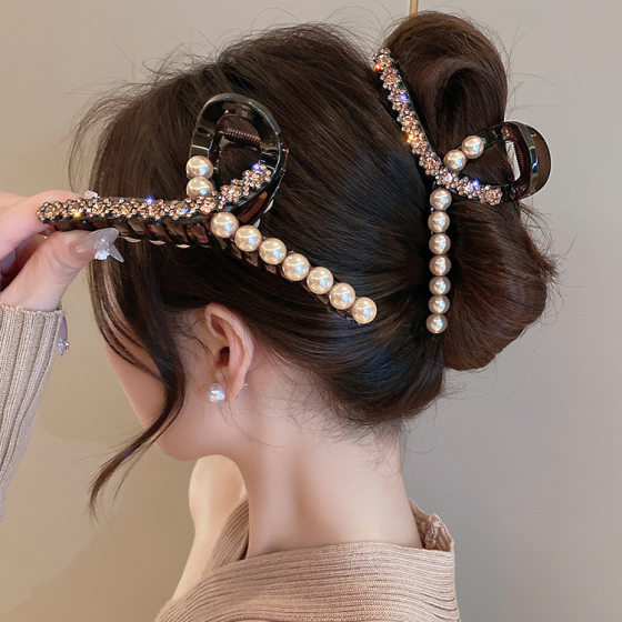 2025 New High-end Sense Korean-style Pearl Diamond Grab Clip Light Luxury Flash Drill Shark Clip Back Head Disc Hairpin Hairpin