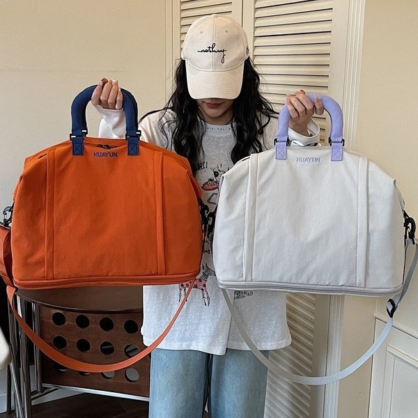 Large capacity lightweight travel bag, handbag, crossbody bag, yoga/gym bag, portable and expandable storage luggage bag